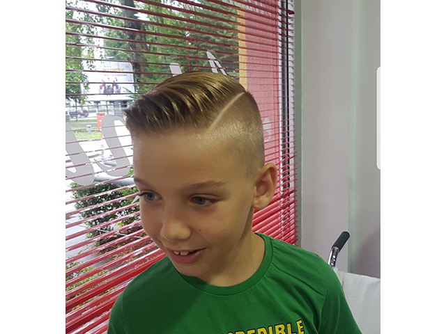 ADONIS HAIR SALOON Banja Luka - Photo 4
