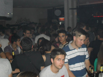 CAFFE PIZZERIA AND CLUB DEER Banja Luka - Photo 7
