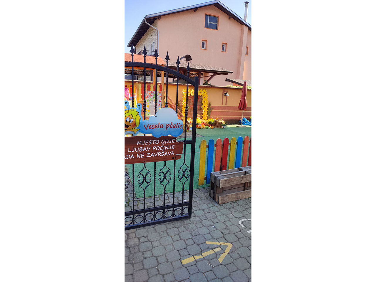 KINDERGARTEN VESELA PCELICA Banja Luka - Photo 2