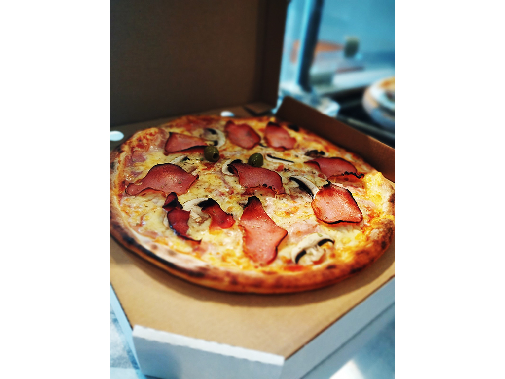 KLOOPIZZA Banja Luka - Photo 4