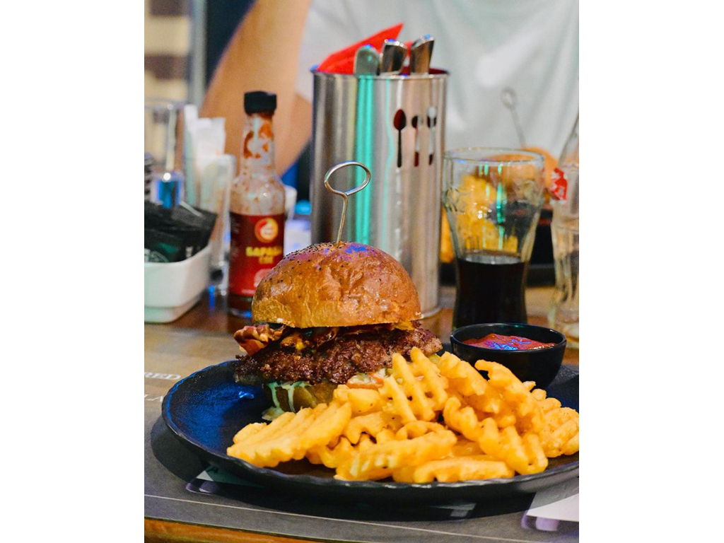 KODIAK BURGER & STEAK BAR Banja Luka - Photo 3