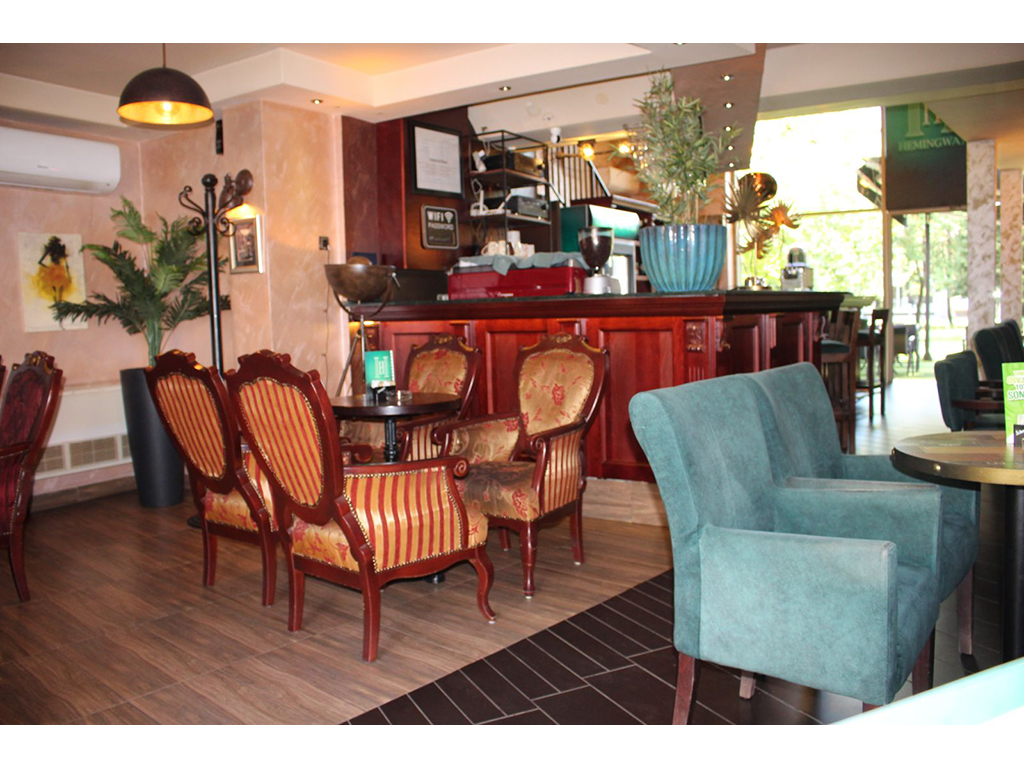 CAFFE BAR HEMINGWAY Banja Luka - Photo 10