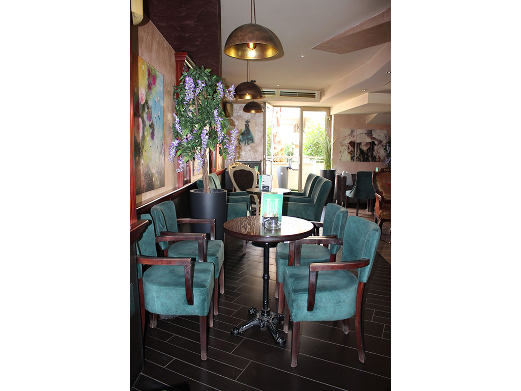 CAFFE BAR HEMINGWAY Banja Luka - Photo 7